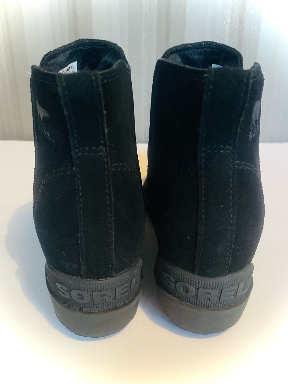 Sorel Evie II Chelsea Boots Women's 9 Black Leather Hidden Wedge Heel Waterproof - Picture 8 of 13